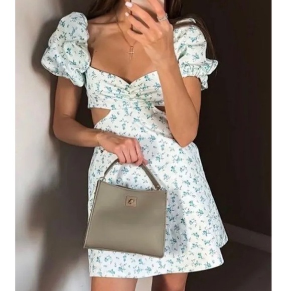 Dresses & Skirts - Floral Cutout Dress with Puff Sleeves